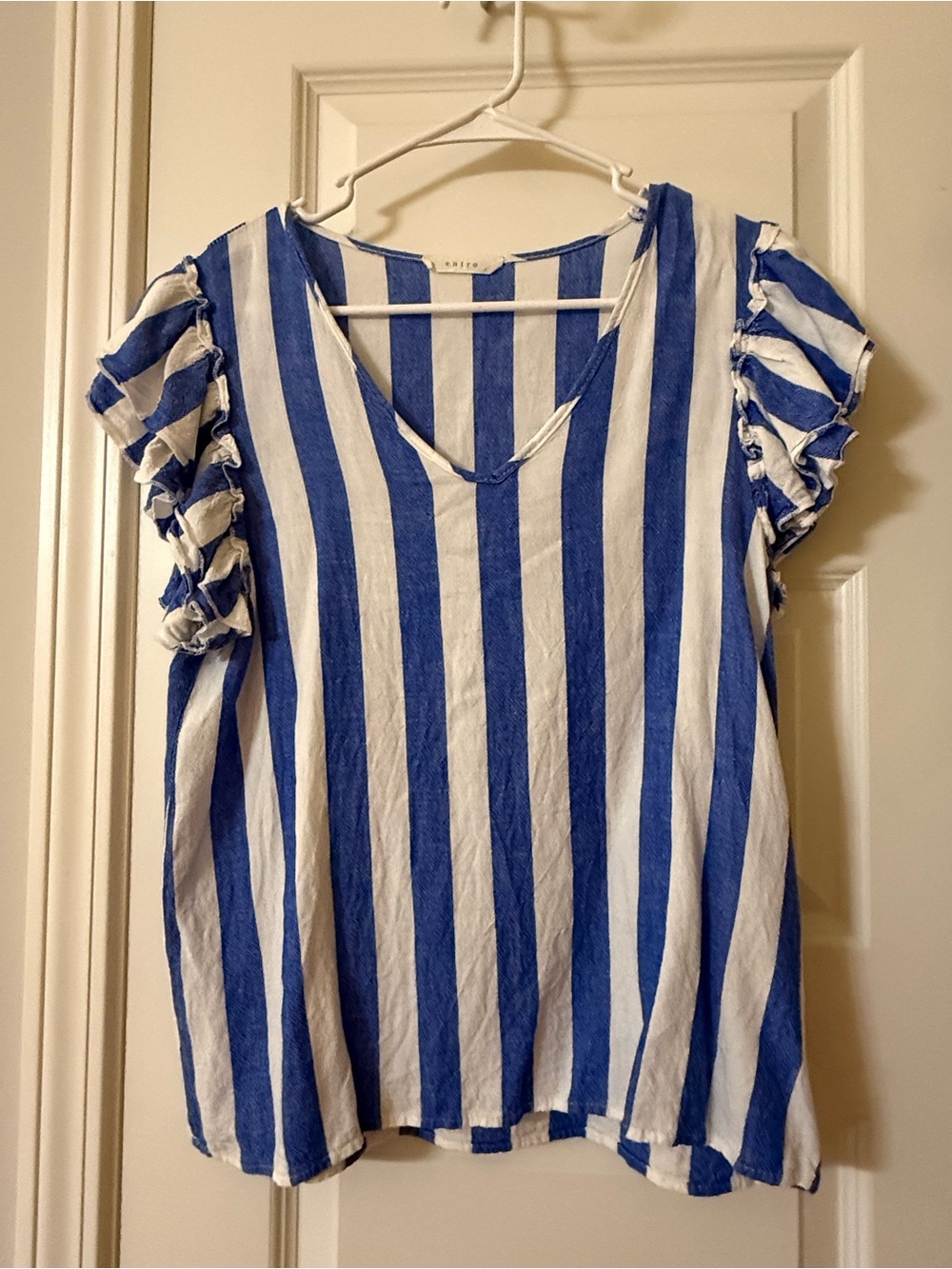 Entro Blue and White Striped Ruffle Sleeve Top Size Large